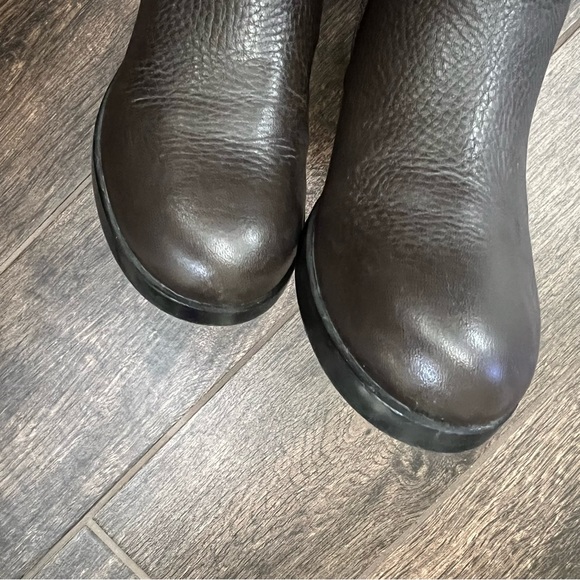 PRADA Vitello Daino Moro Brown Pebbled Leather Riding Boots Zipper Closure - Picture 10 of 16